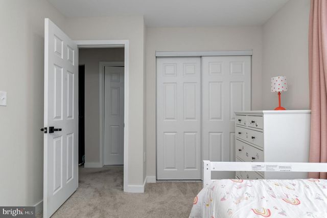 211 N HAMMONDS FERRY RD, Linthicum Heights, MD 21090