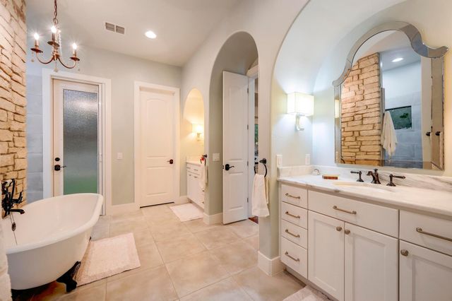 401 TRAIL RIDGE RD, Wimberley, TX 78676