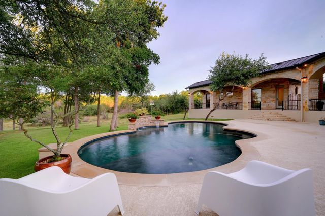 401 TRAIL RIDGE RD, Wimberley, TX 78676