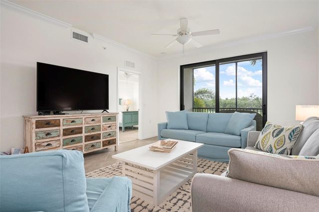 17704 GAWTHROP DRIVE 205, Bradenton, FL 34211