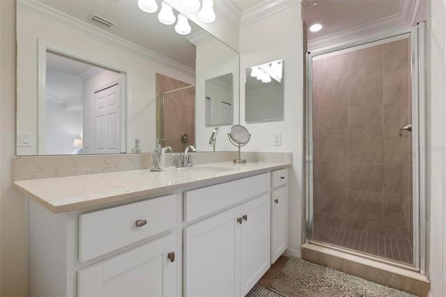 17704 GAWTHROP DRIVE 205, Bradenton, FL 34211