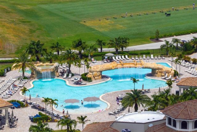 17704 GAWTHROP DRIVE 205, Bradenton, FL 34211