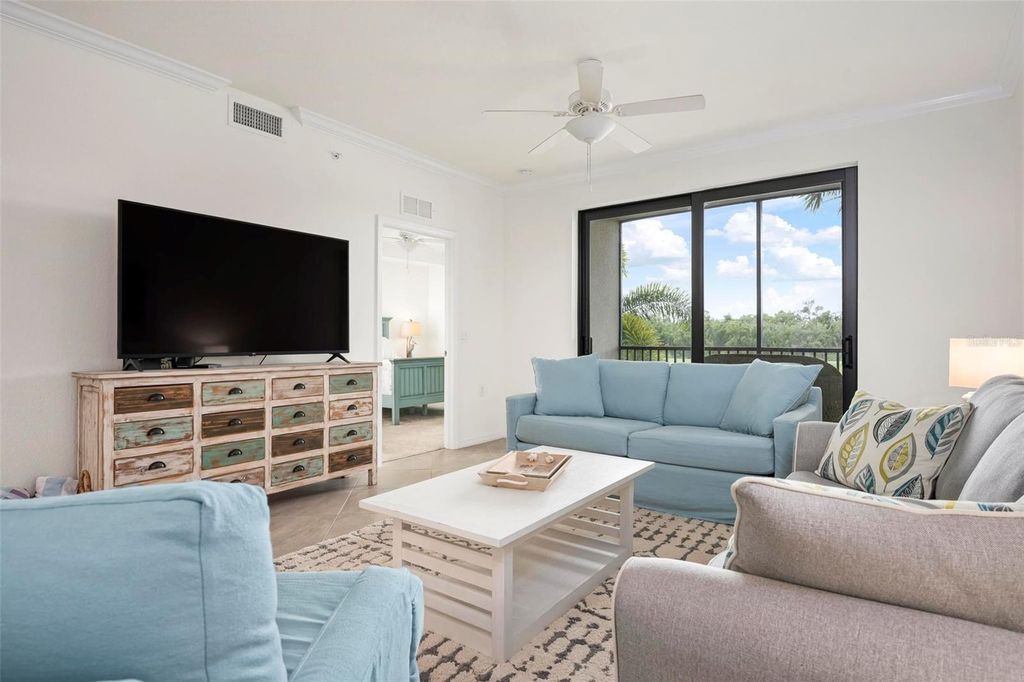 Image 12 of property listing at 17704 GAWTHROP DRIVE 205, Bradenton, FL 34211