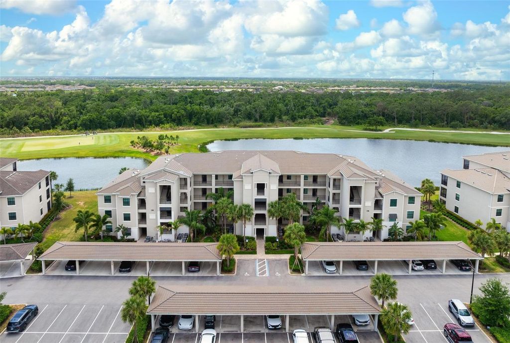 Image 27 of property listing at 17704 GAWTHROP DRIVE 205, Bradenton, FL 34211