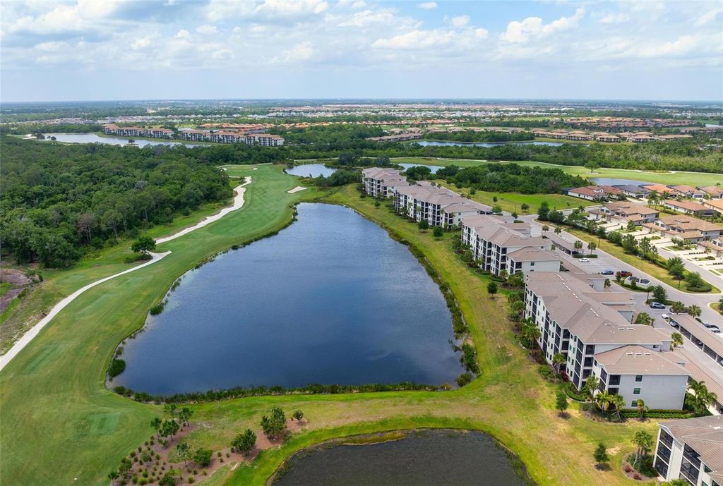 Image 29 of property listing at 17704 GAWTHROP DRIVE 205, Bradenton, FL 34211