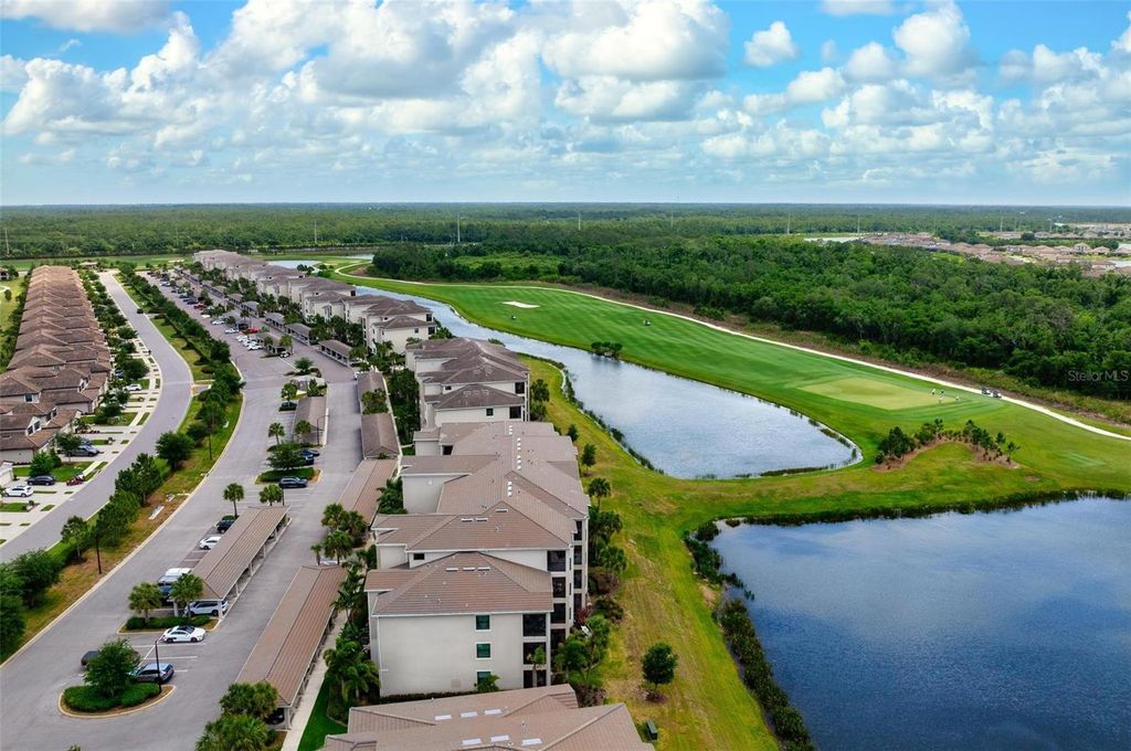 Image 33 of property listing at 17704 GAWTHROP DRIVE 205, Bradenton, FL 34211