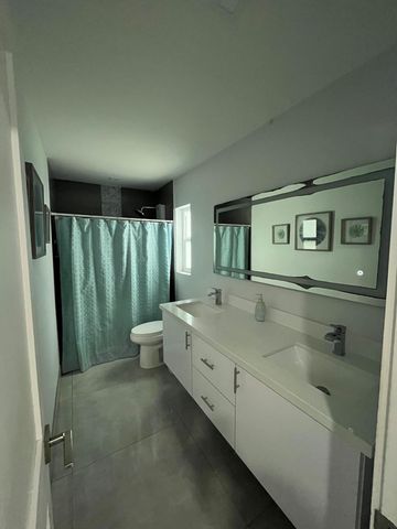 6800 SW 7th Place, North Lauderdale, FL 33068