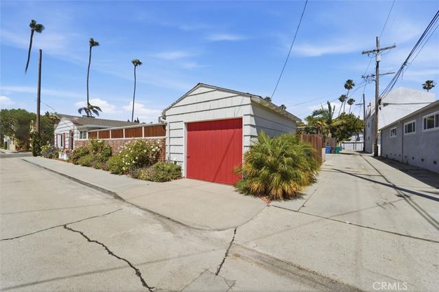 5928 E The Toledo, Long Beach, CA 90803