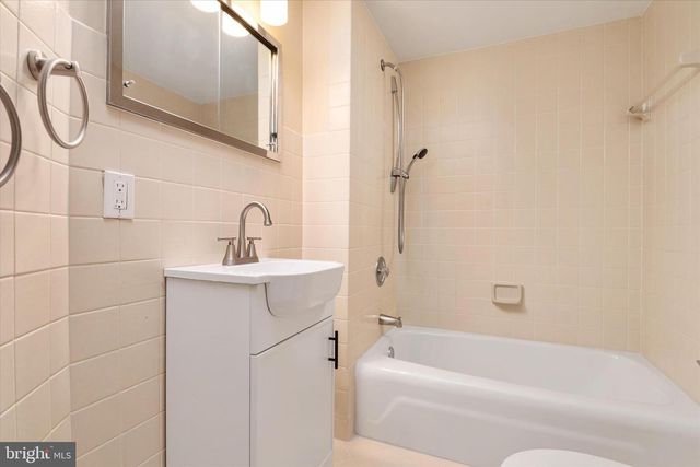 21 WOODLAWN AVE, Annapolis, MD 21401