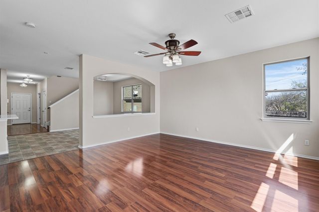 125 Palestine CV, Hutto, TX 78634