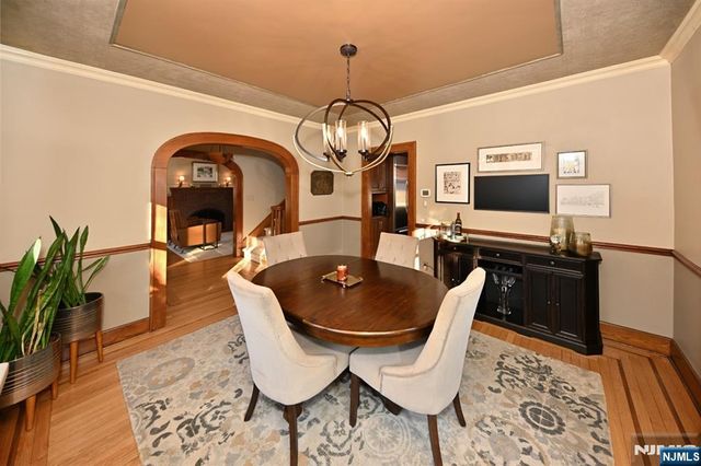 25 Pascack Road, Park Ridge, NJ 07656