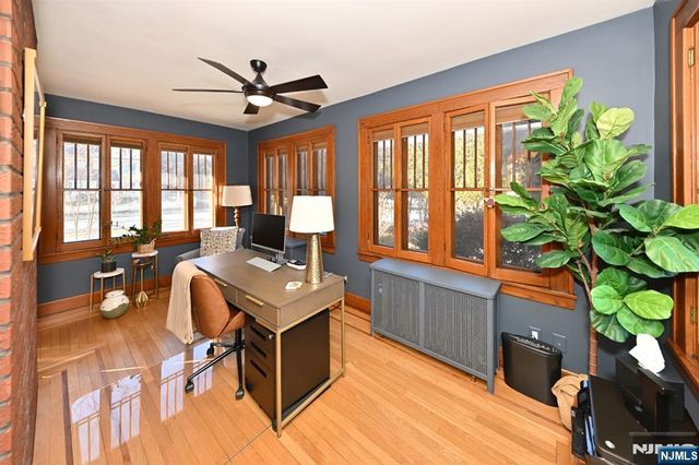 25 Pascack Road, Park Ridge, NJ 07656