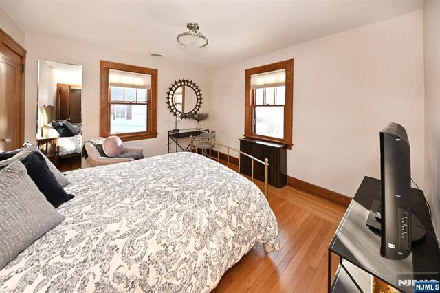 25 Pascack Road, Park Ridge, NJ 07656