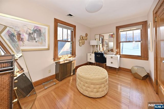 25 Pascack Road, Park Ridge, NJ 07656