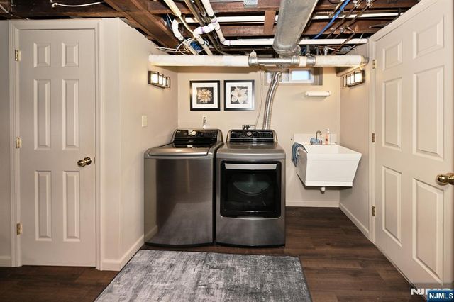 25 Pascack Road, Park Ridge, NJ 07656