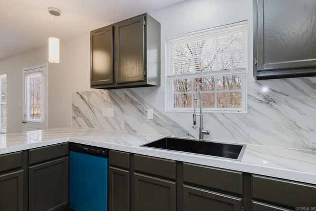 1912 Alcoa Boulevard, Benton, AR 72015