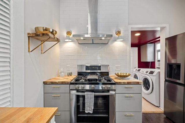 2119 Avenue P, Galveston, TX 77550