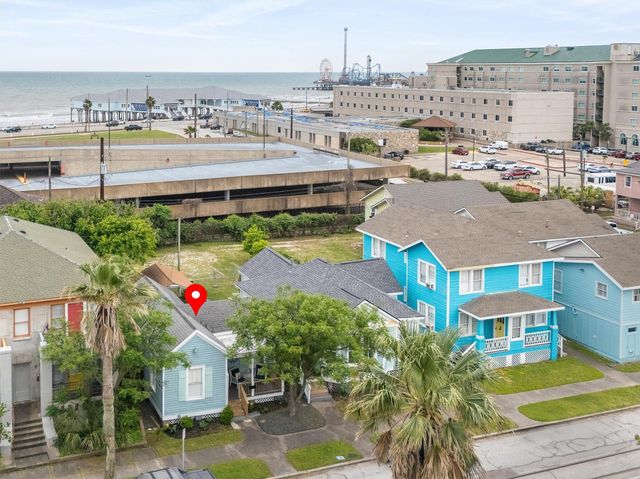 2119 Avenue P, Galveston, TX 77550