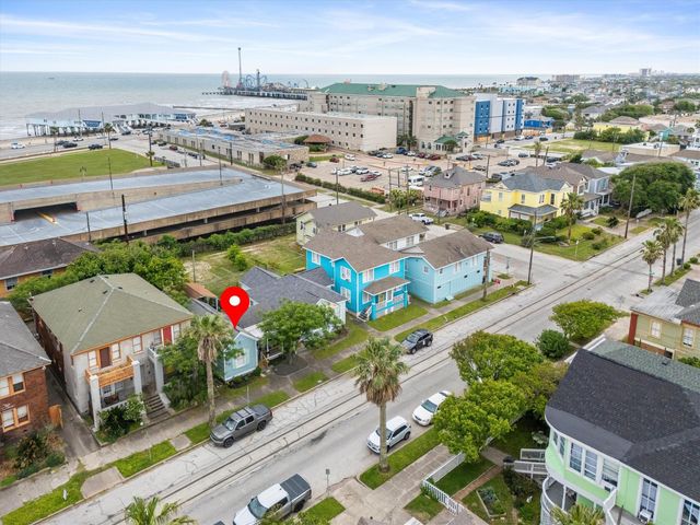 2119 Avenue P, Galveston, TX 77550