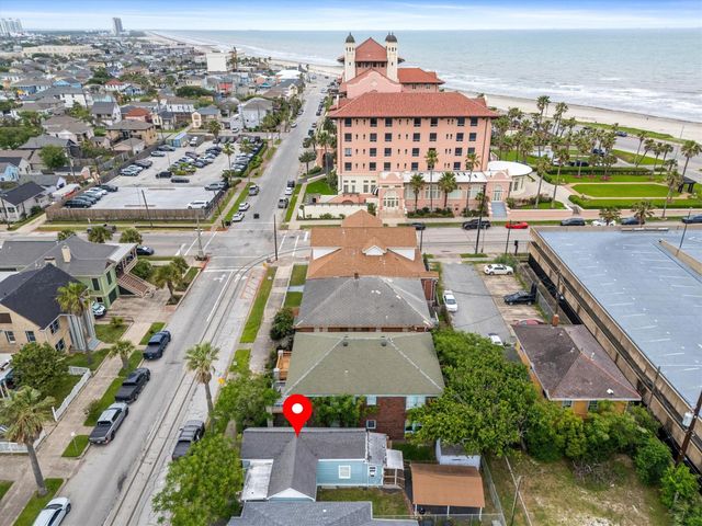 2119 Avenue P, Galveston, TX 77550
