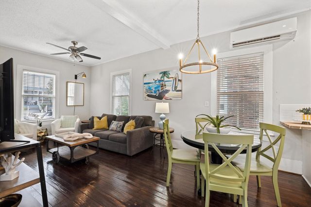 2119 Avenue P, Galveston, TX 77550