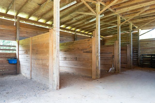 189 Indian Oaks Lane, Cottageville, SC 29435