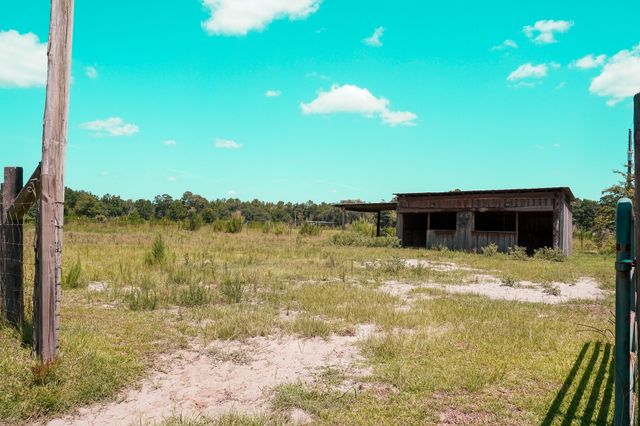 189 Indian Oaks Lane, Cottageville, SC 29435