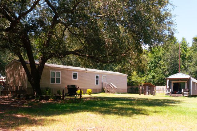 189 Indian Oaks Lane, Cottageville, SC 29435