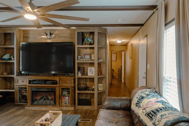 189 Indian Oaks Lane, Cottageville, SC 29435