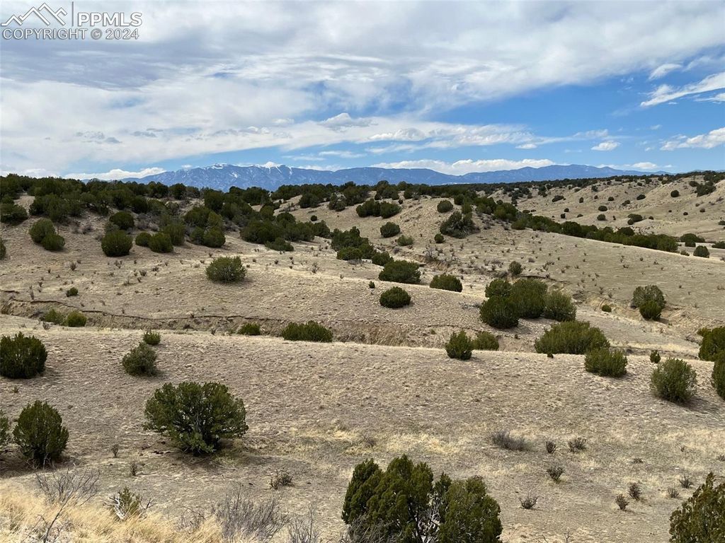 Black Horse Drive, Pueblo, CO 81004 — exterior
