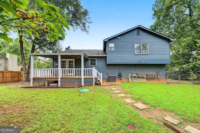 120 Lost Meadows Drive, Dallas, GA 30157