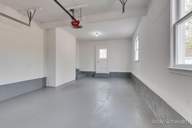 161 N Weber Road, Laketon Twp, MI 49445