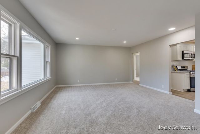 161 N Weber Road, Laketon Twp, MI 49445