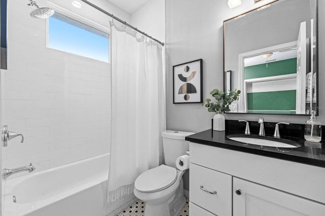 1028 5TH STREET N, St Petersburg, FL 33701