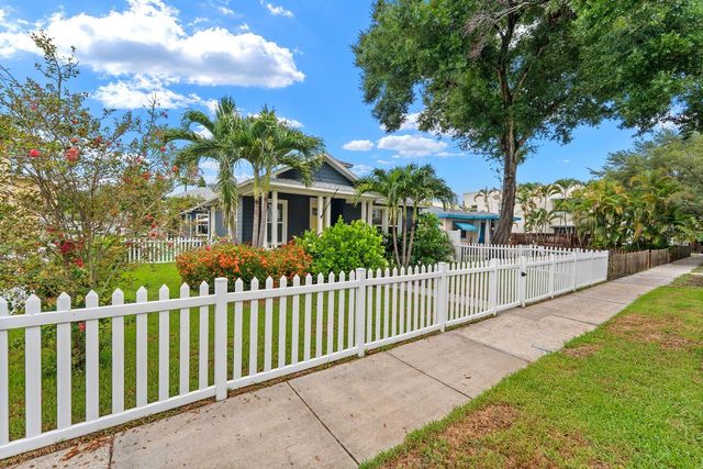 1028 5TH STREET N, St Petersburg, FL 33701
