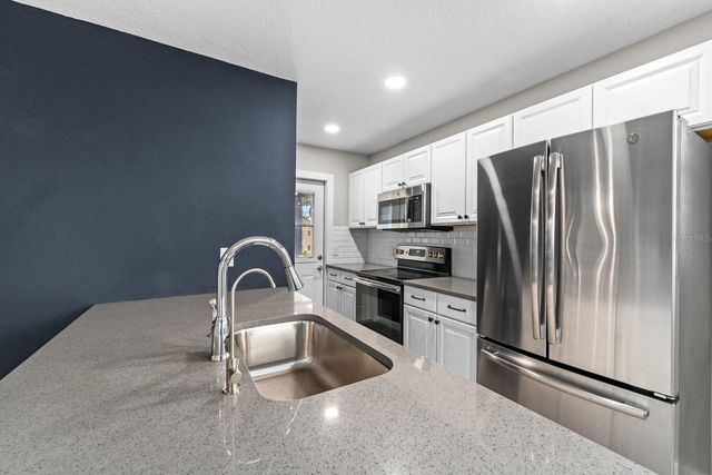 1028 5TH STREET N, St Petersburg, FL 33701