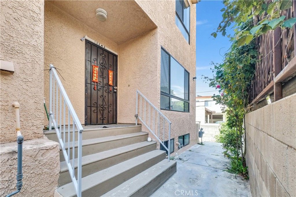 105 S Marguerita Avenue F, Alhambra, CA 91801 — exterior