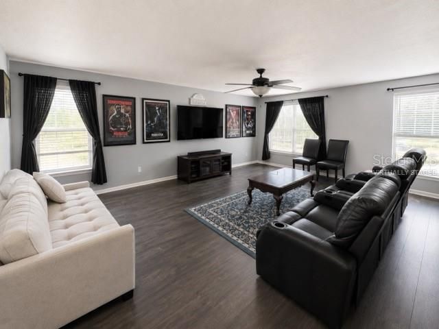 1042 HORSESHOE FALLS DRIVE, Orlando, FL 32828
