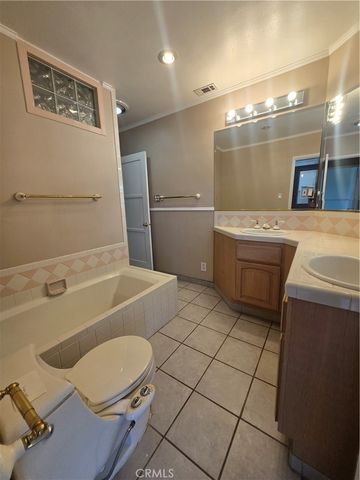 7220 Via Amorita, Downey, CA 90241