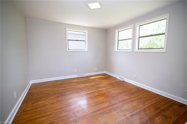 1512 Victory Street, Greensboro, NC 27407