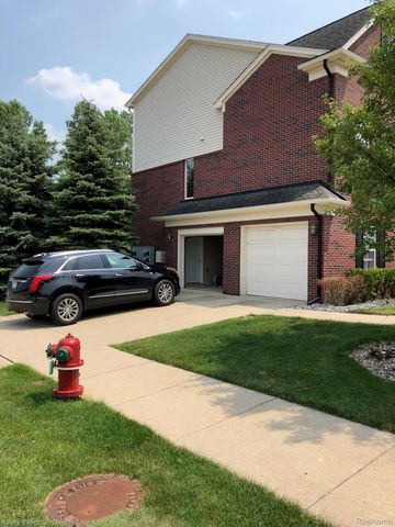 838 Red Run Drive, Troy, MI 48085