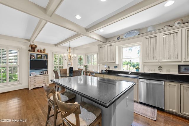 1180 Arboretum Drive, Wilmington, NC 28405