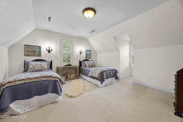 1180 Arboretum Drive, Wilmington, NC 28405