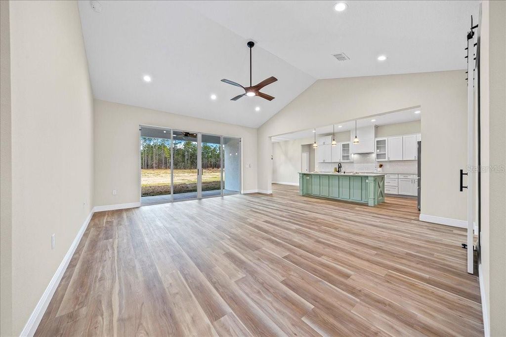 Image 16 of property listing at 13691 SW 64TH ST ROAD, Ocala, FL 34481