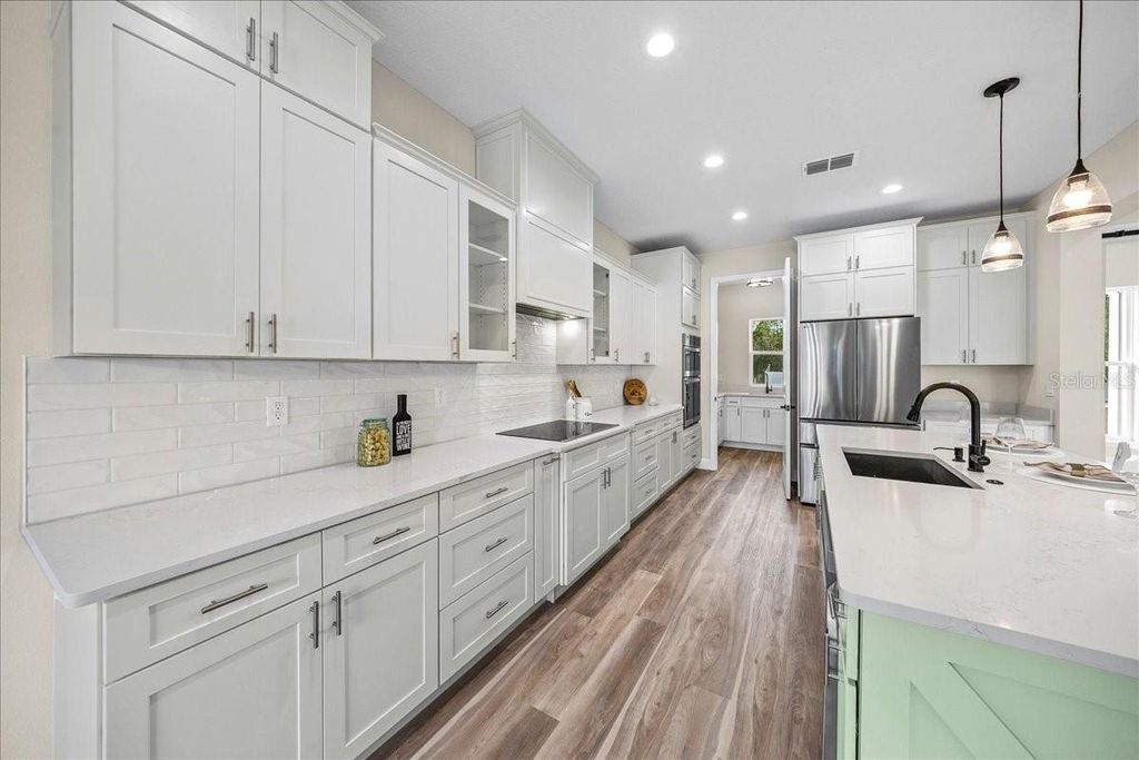 Image 18 of property listing at 13691 SW 64TH ST ROAD, Ocala, FL 34481