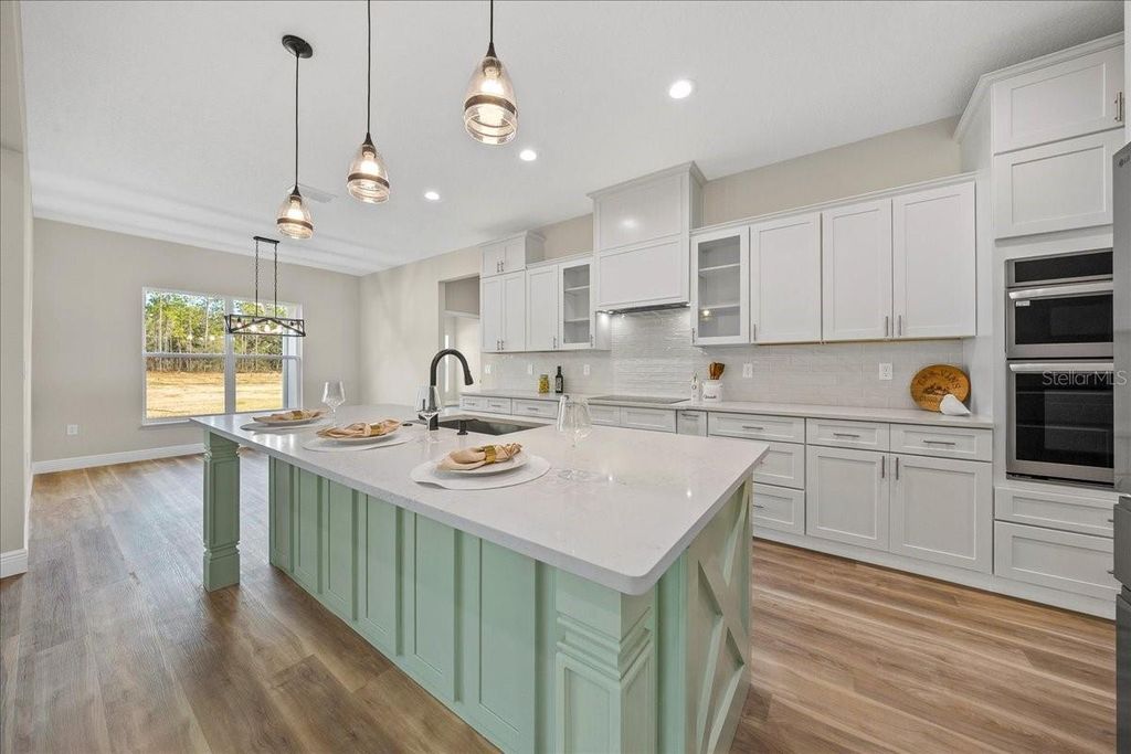 Image 19 of property listing at 13691 SW 64TH ST ROAD, Ocala, FL 34481