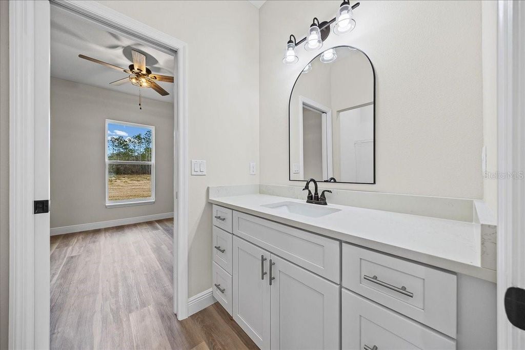 Image 47 of property listing at 13691 SW 64TH ST ROAD, Ocala, FL 34481