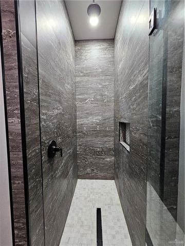 5217 N 42nd Street, Mcallen, TX 78504