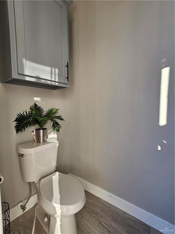 5217 N 42nd Street, Mcallen, TX 78504