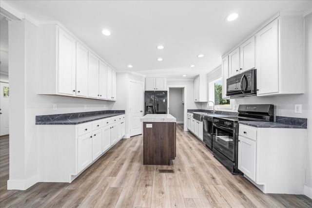 1800 Anna Maria Ln, Cookeville, TN 38501